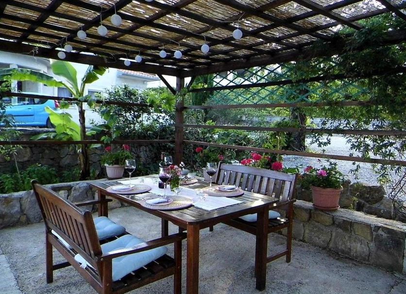 Patio Gambar