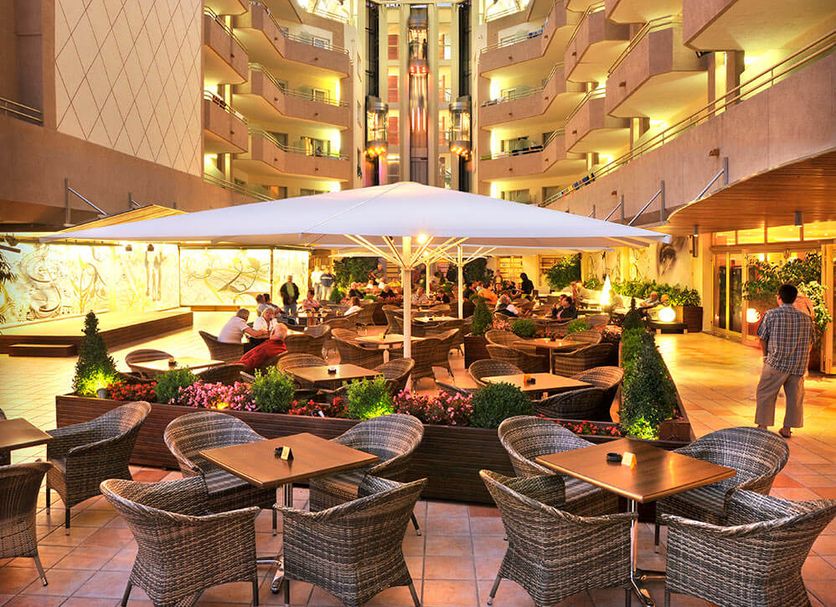 Patio Gambar