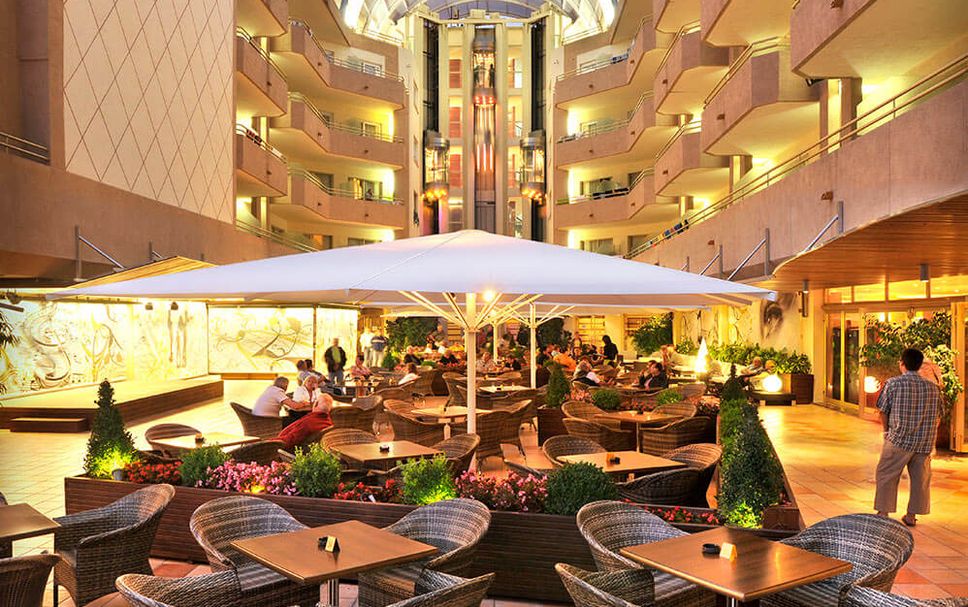 Patio Gambar