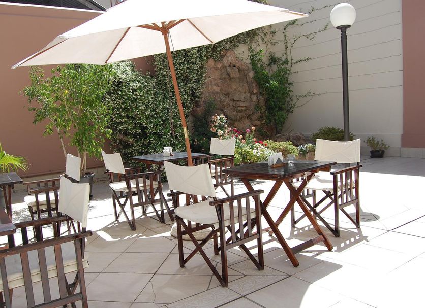 Patio Gambar
