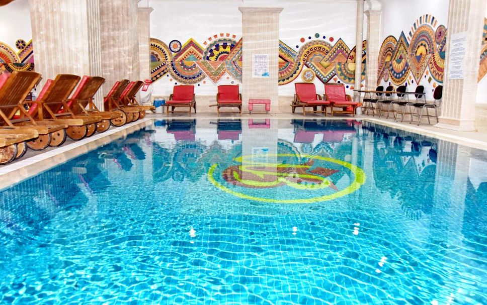 Kolam renang Gambar