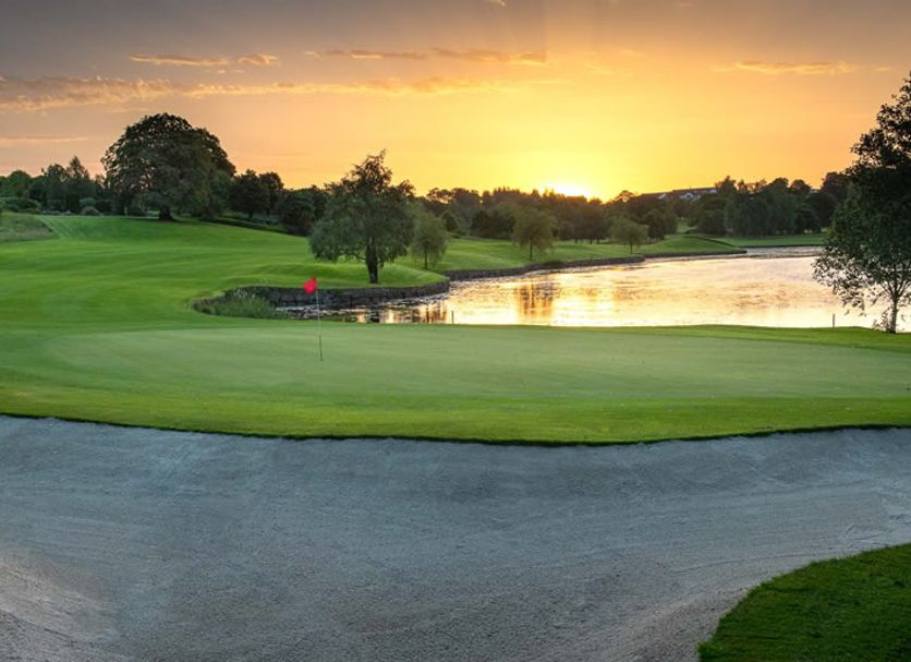 Padang golf Gambar