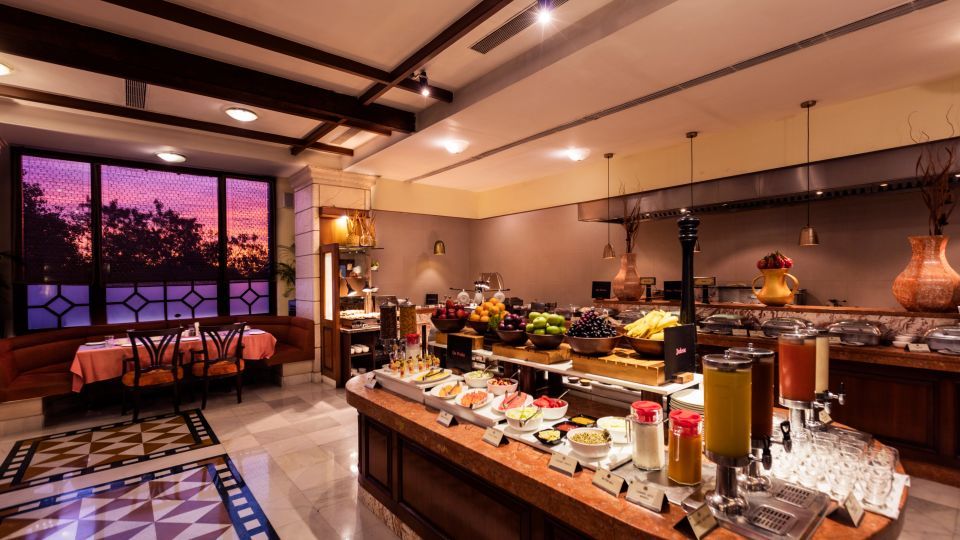 Buffet Gambar