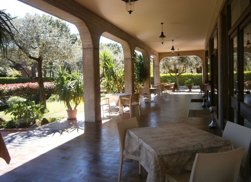 Patio Gambar