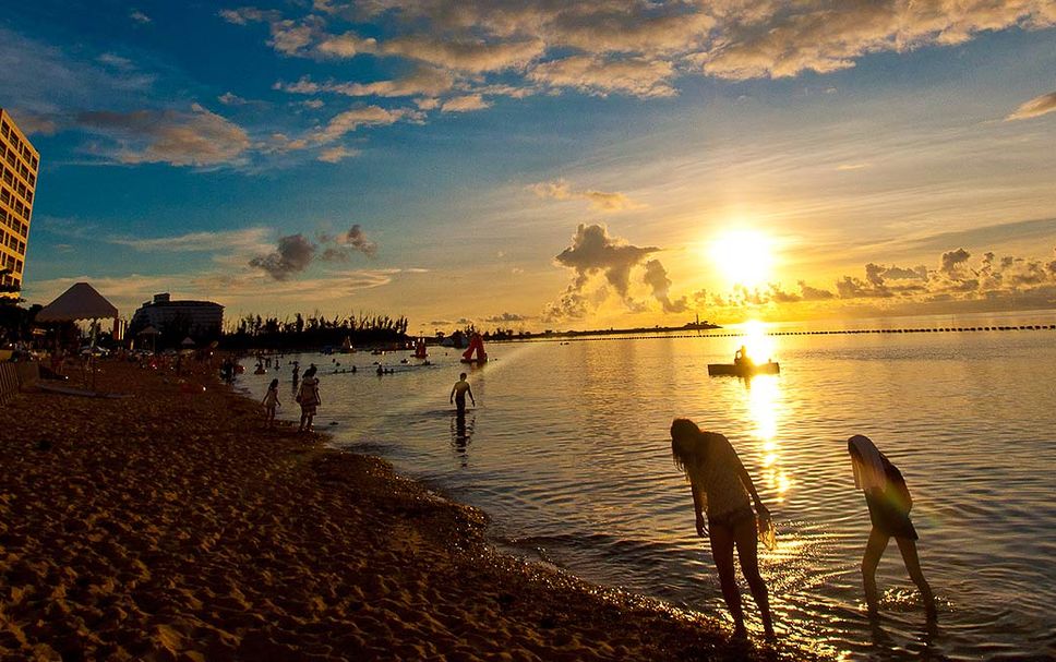 Pantai Gambar