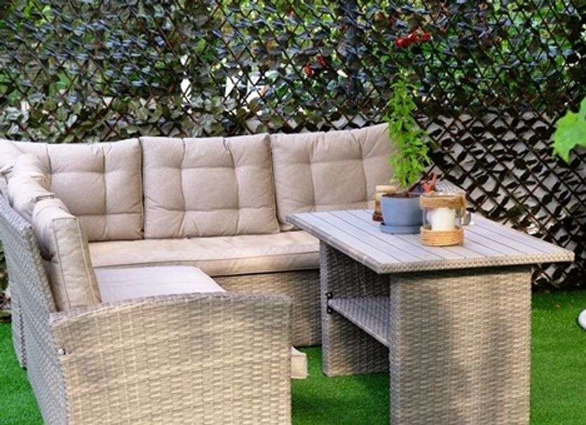 Patio Gambar