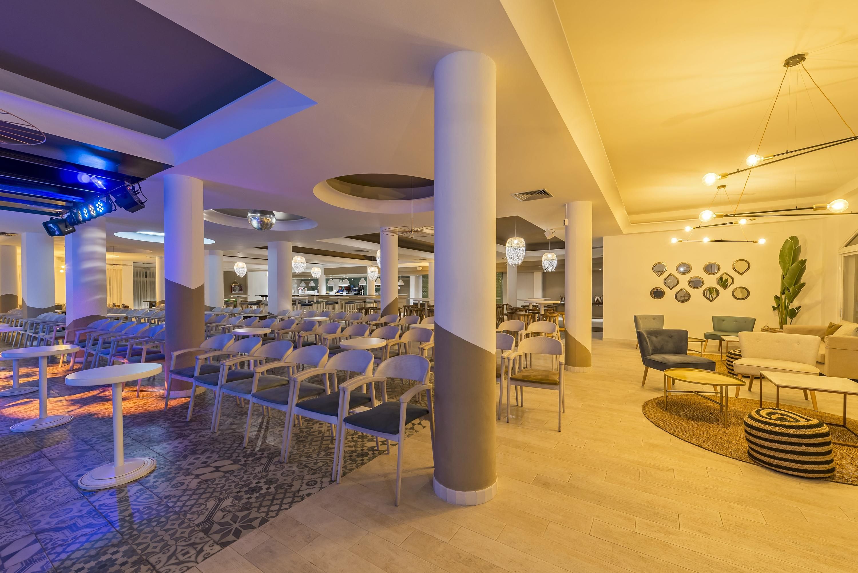 Hotel amenity Gambar
