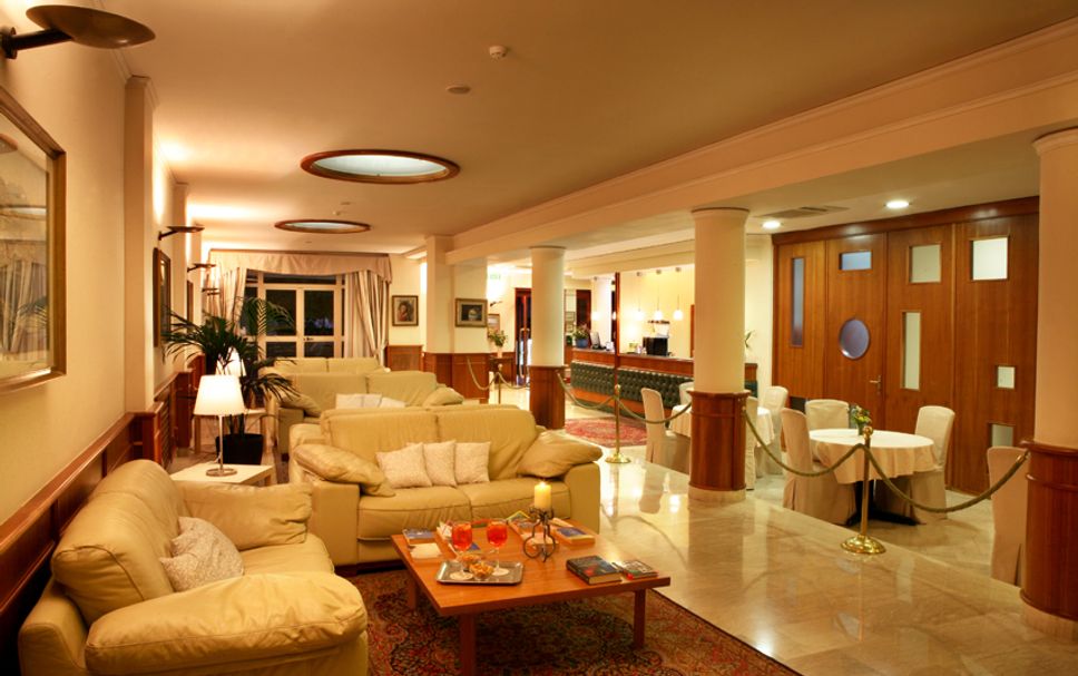 Hotel amenity Gambar