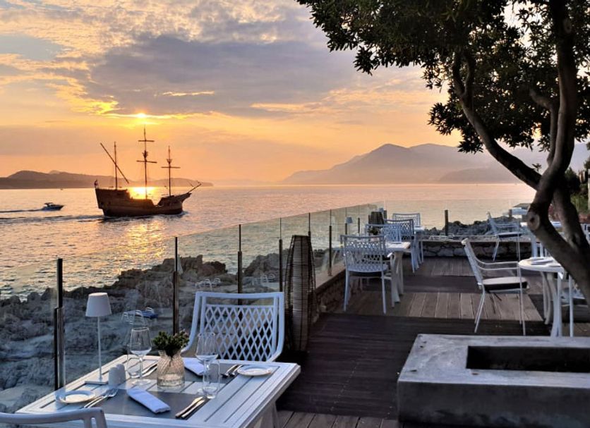 Patio Gambar