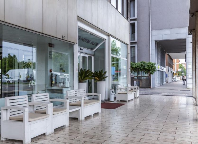 Patio Gambar