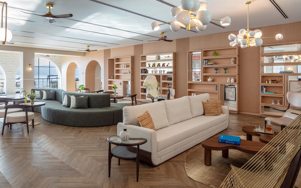 Balai Menunggu Gambar