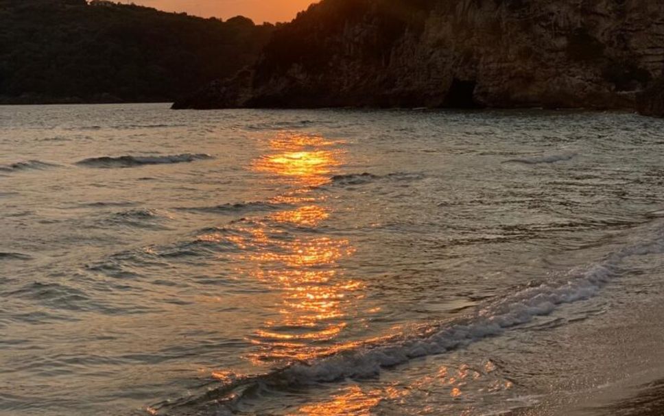 Pantai Gambar