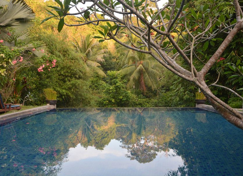 Kolam renang Gambar