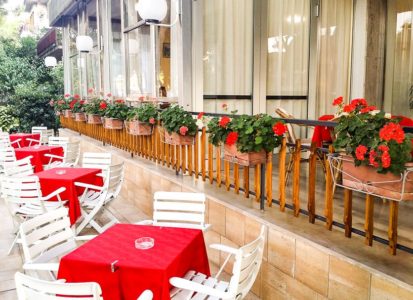 Patio Gambar