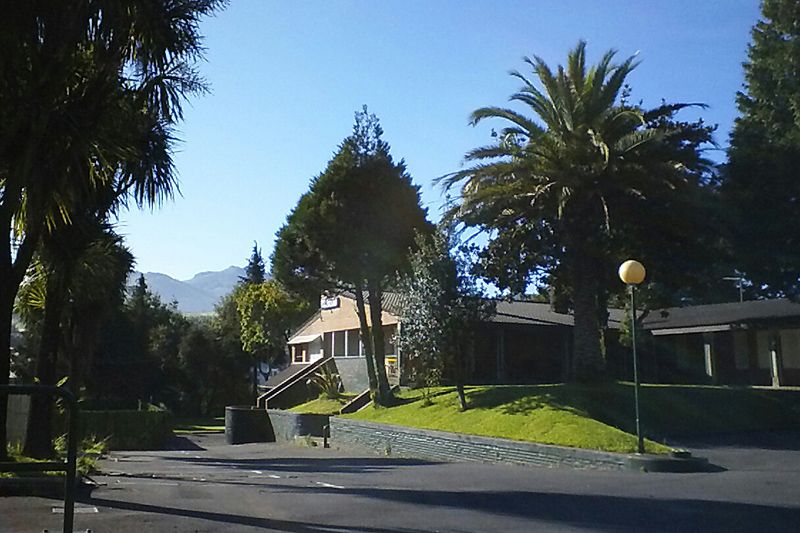 Pemandangan luar