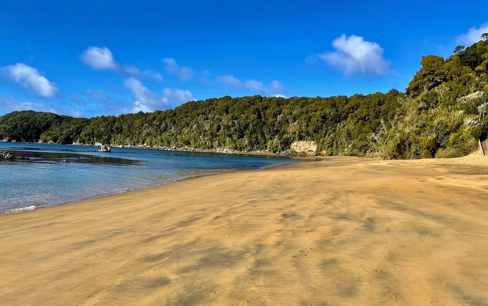 Pantai Gambar