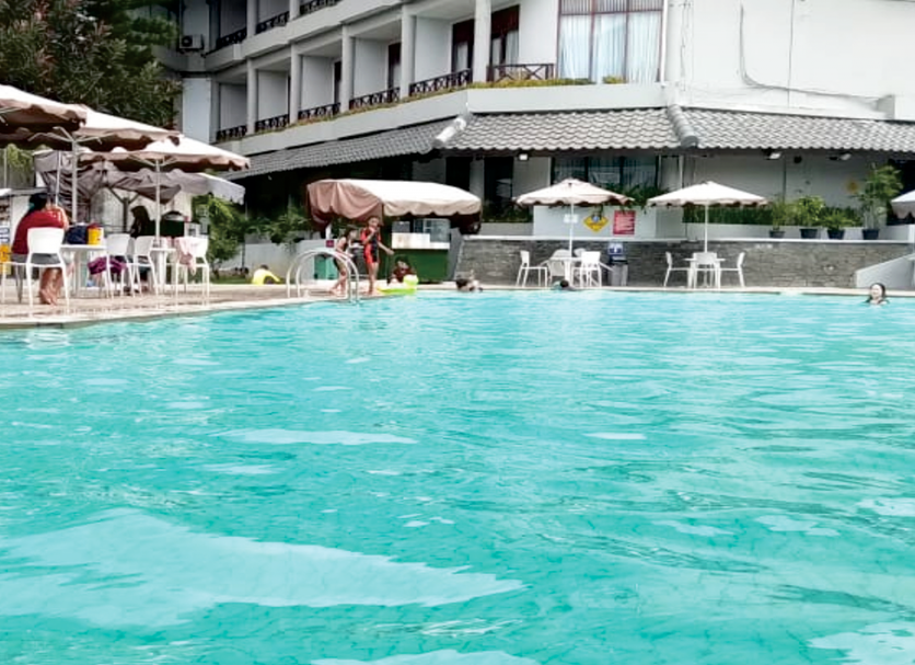 Kolam renang Gambar