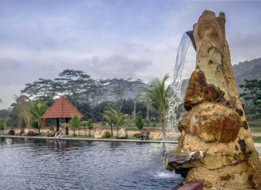 Kolam renang Gambar